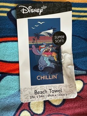 Disney Blue Multi Stitch 'Chillin' Graphic Beach Towel